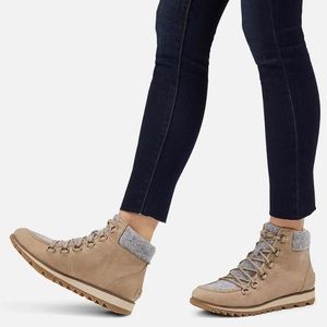 sorel harlow lace boot